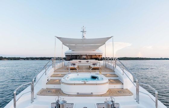 Benetti Delfino 93 Bella Vita