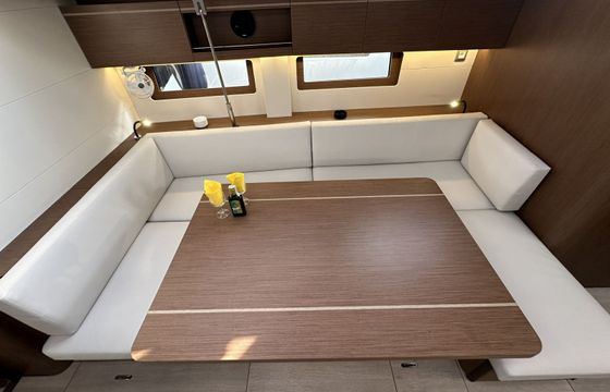 Beneteau Oceanis 51.1 Flipper
