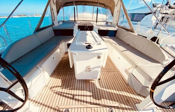 Beneteau Oceanis 51.1 Vixen