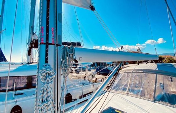 Beneteau Oceanis 51.1 Vixen