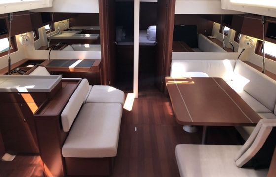 Beneteau Oceanis 51.1 Marea