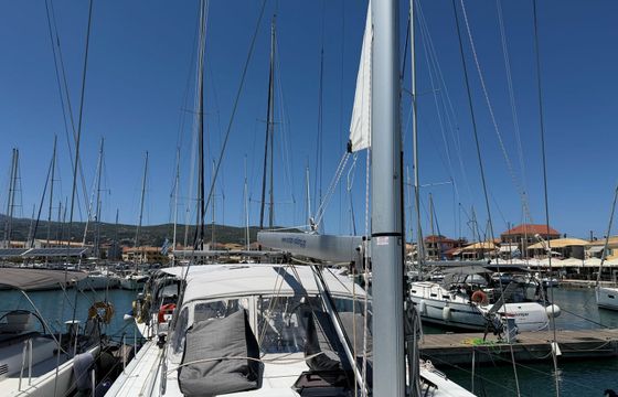 Beneteau Oceanis 52 Amorgos