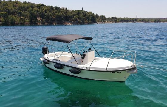 Betina Shipyard 500 Betina