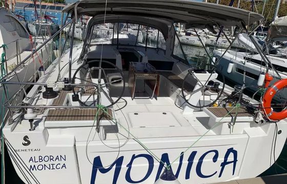 Beneteau Oceanis 51.1 Monica