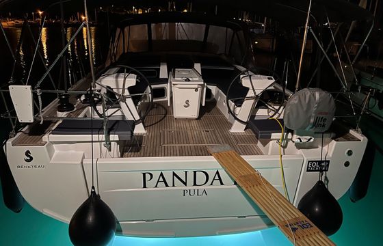 Beneteau Oceanis 51.1 Panda 2