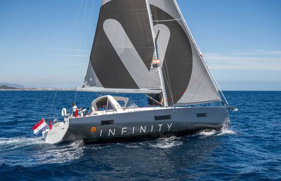 Beneteau Oceanis 60 Infinity