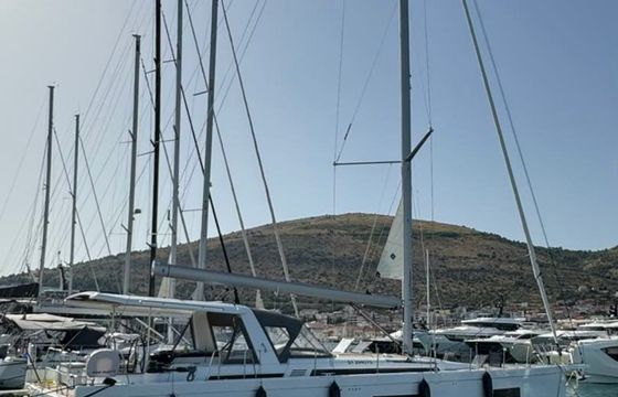 Beneteau Oceanis 60 Scorpio 3