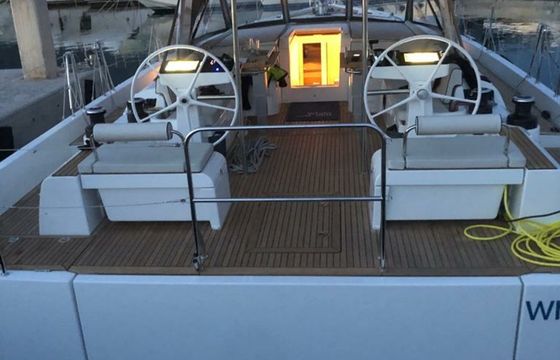Beneteau Oceanis 54 White Bird