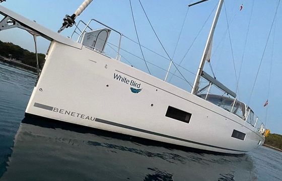 Beneteau Oceanis 54 White Bird