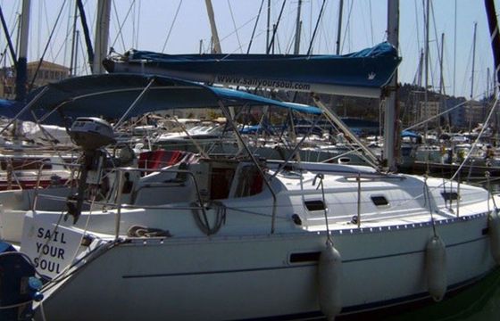 Beneteau Oceanis Clipper 331 Romantika