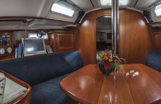 Beneteau Oceanis Clipper 331 Romantika