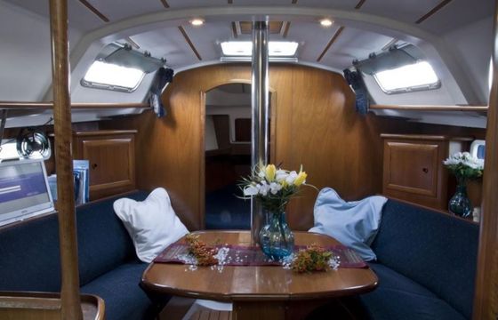 Beneteau Oceanis Clipper 331 Romantika