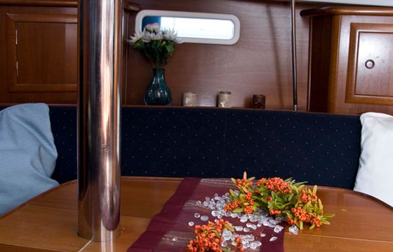 Beneteau Oceanis Clipper 331 Romantika