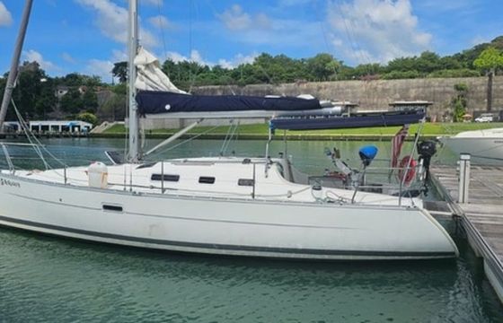 Beneteau Oceanis Clipper 323 No Regrets