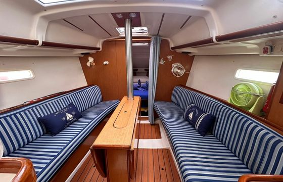 Beneteau Oceanis Clipper 323 No Regrets
