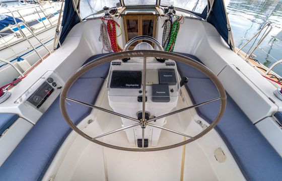 Beneteau Oceanis Clipper 393 Aeolian Too