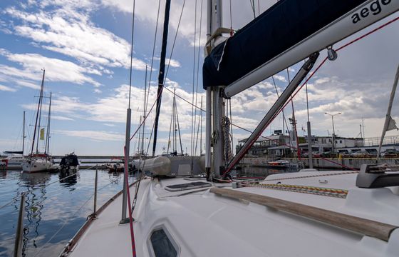 Beneteau Oceanis Clipper 393 Aeolian Too
