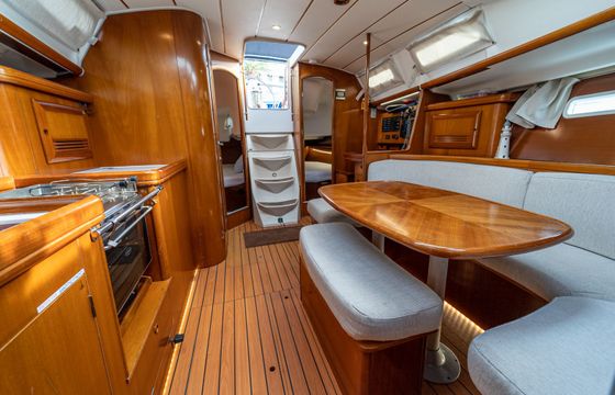 Beneteau Oceanis Clipper 393 Aeolian Too