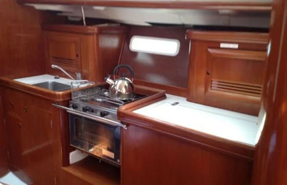 Beneteau Oceanis Clipper 393 Hinitsa