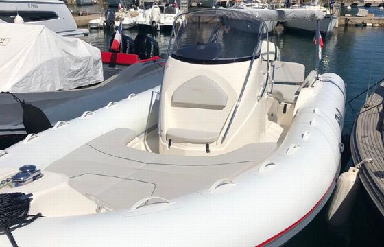 BWA Sport 28 GT James 1