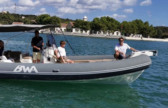 BWA Sport 28 GT Menorcamar 1