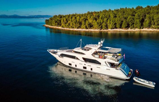 Benetti Delfino 93 Ocean Drive