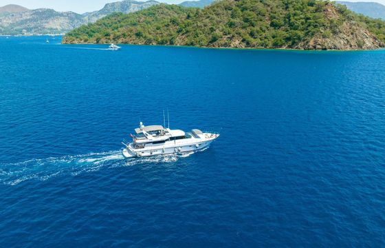 Canados 70 Fly Esmeralda A