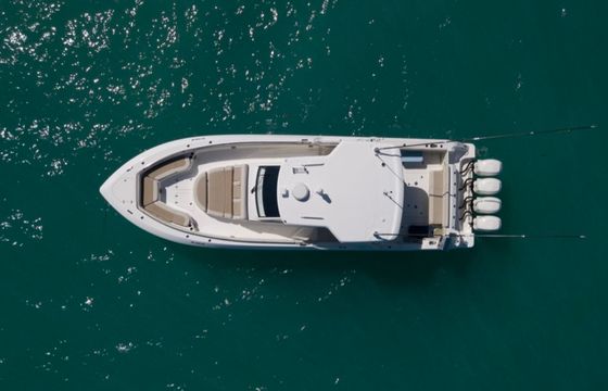 Boston Whaler 420 Outrage High Tide