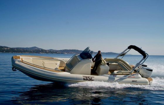 BSC 100 Houseboat