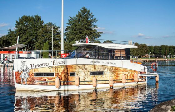 Cobra Yachts 36 Edward Teach