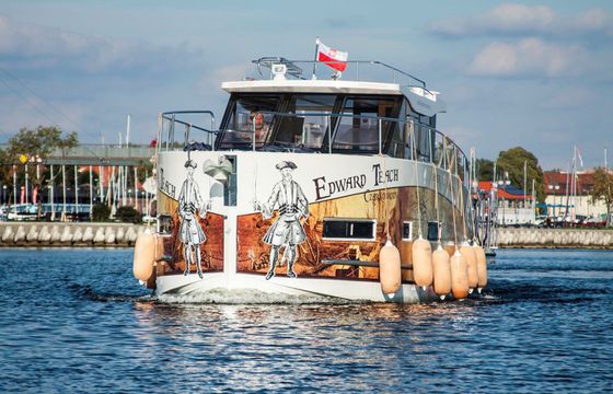 Cobra Yachts 36 Edward Teach