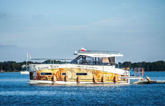 Cobra Yachts 36 Edward Teach