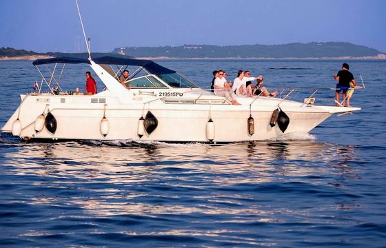 Chris Craft 370 Angie