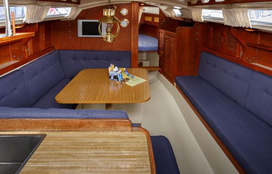 Catalina 30 Sommelier