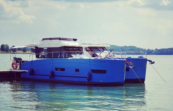 Cobra Yachts 40 Special Blue XL