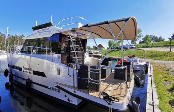 Cobra Yachts 40 VIP Disco