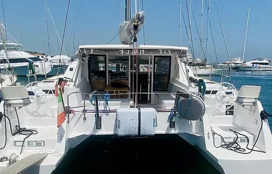 C Cat 37 Altair