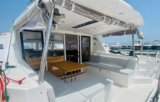 C Cat 37 Altair