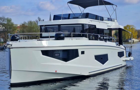 Cobra Yachts 45 Independence