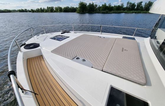 Cobra Yachts 45 Independence