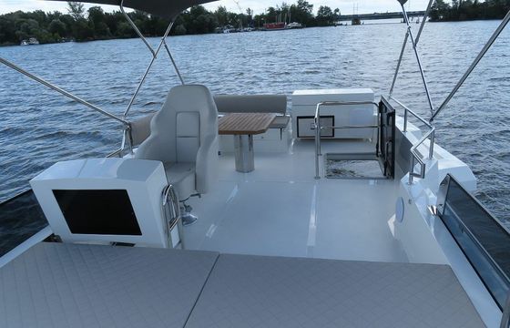 Cobra Yachts 45 Independence