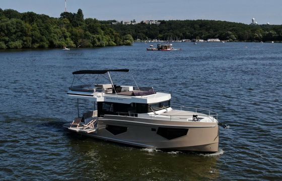 Cobra Yachts Maestro 42 Lumipe 2