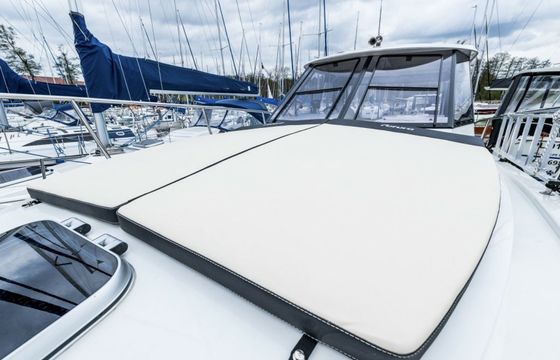 Cobra Yachts 900 Secret Line