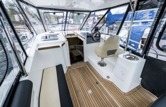 Cobra Yachts 900 Secret Line
