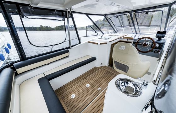Cobra Yachts 900 Secret Line