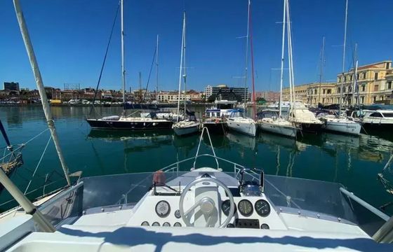 Comar 42 She's Mine