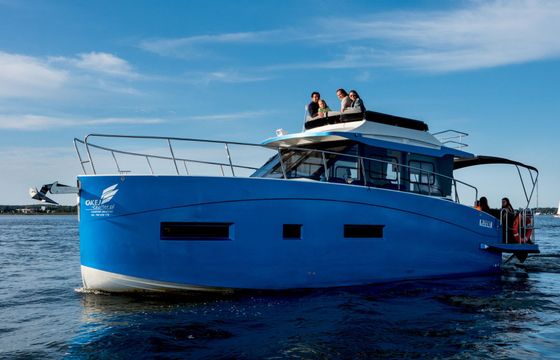 Cobra Yachts 40 Grand Horizon