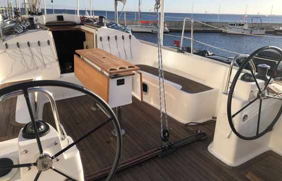 Cobra Yachts 41 Wind Thief