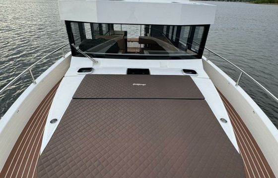 Cobra Yachts Maestro 42 Goldjunge