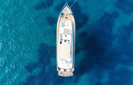 Cantieri di Pisa Akhir 20 Camida